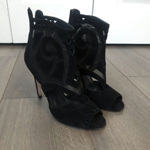 Gorgeous SIGERSON MORRISON bootie heels